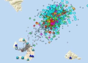 Κ. Παπαζάχος: Στα ίδια επίπεδα η σεισμική δραστηριότητα στην περιοχή της Ανύδρου