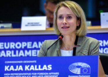 Κάλας: Η ΕΕ ετοιμάζει «σχέδιο Β» σε περίπτωση που ο Τραμπ εγκαταλείψει τις διαπραγματεύσεις για τον τερματισμό του πολέμου στην Ουκρανία