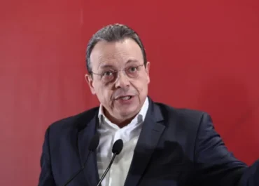 Σωκράτης  Φάμελλος : Δεν θα ζητήσουμε την άδεια κανενός κυρίου Μητσοτάκη για να δώσουμε εμείς τον αγώνα αυτής της μεγάλης αλλαγής.