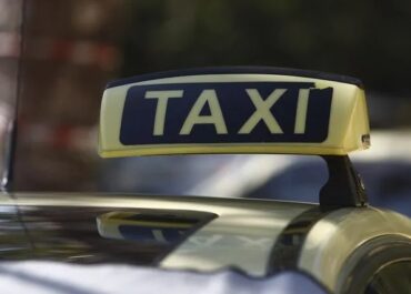 ΣΑΤΑ: 48ωρη απεργία για τις 13 και 14 Ιανουαρίου αποφάσισαν τα ταξί στην Αττική