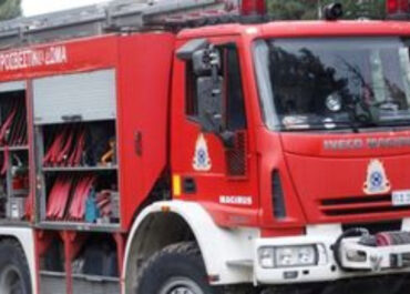 Σε εξέλιξη πυρκαγιά στην Αγία Μαρίνα Γραμματικού