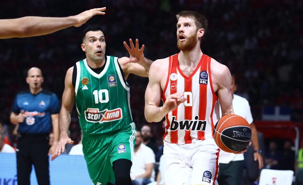 Ο Ολυμπιακός επικράτησε 91-83 του Παναθηναϊκού στο κατάμεστο ΣΕΦ