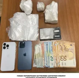 Σύλληψη δύο ατόμων στην Αθήνα  για διακίνηση σκληρών ναρκωτικών