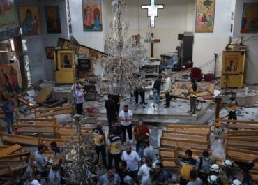 Δαμασκός: Τουλάχιστον 20 νεκροί και 52 τραυματίες από καμικάζι μέλος του Ισλαμικού Κράτους σε ορθόδοξη εκκλησία.