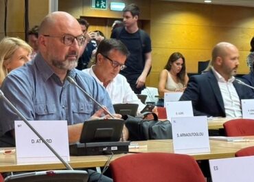 Σάκης Αρναούτογλου από Λισαβόνα: Η Ευρώπη του αύριο χτίζεται με κοινωνική συνοχή, αξιοπρεπή στέγαση για όλους και φωνή στους Νέους.