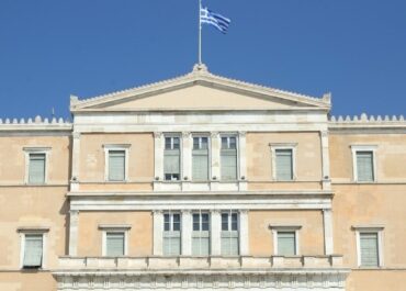 Πόρισμα προκαταρκτικής για Κ. Καραμανλή: Με ψήφους 157 βουλευτών παραπέμπεται στο Δικαστικό Συμβούλιο ο πρώην υπουργός Υποδομών και Μεταφορών