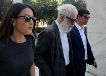 Τρία χρόνια με αναστολή η ποινή που επιβλήθηκε στον Πέτρο Φιλιππίδη
