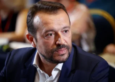 Ν. Παππάς: «Η χώρα είναι προ του Ευρωπαϊκού Δικαστηρίου γιατί δεν μειώνει τον ΦΠΑ και η κυβέρνηση λέει ψέματα ότι δεν υπάρχουν καν οι Οδηγίες»