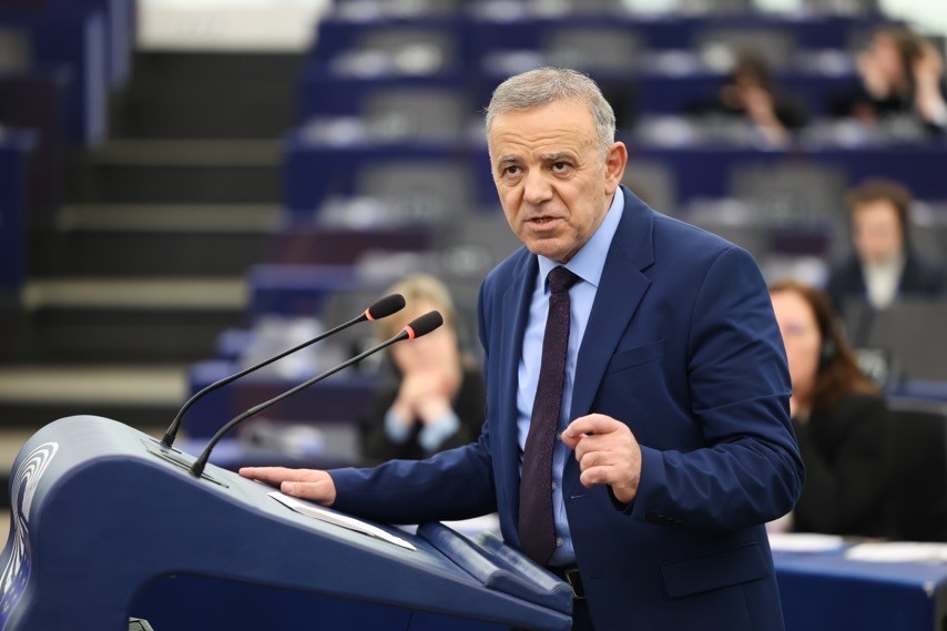 Μπορεί να εξαναγκαστεί σε παραίτηση η Πρόεδρος φον ντερ Λάιεν;