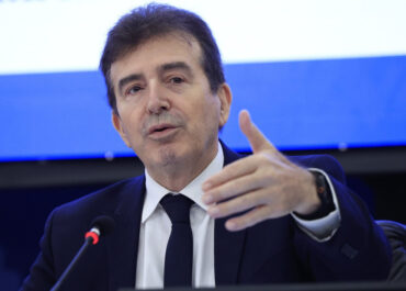 Μ. Χρυσοχοΐδης: Έχουμε την ικανότητα να “ξεριζώσουμε” το οργανωμένο έγκλημα