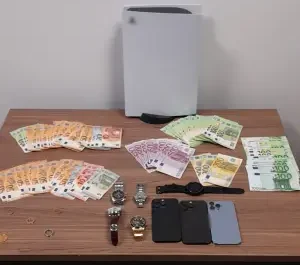 Εξαρθρώθηκε εγκληματική οργάνωση, τα μέλη της οποίας δραστηριοποιούνταν στην  τέλεση του κακουργήματος της απάτης σε βάρος των οικονομικών συμφερόντων της Ε.Ε. και της εθνικής οικονομίας