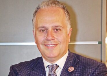 Η οικονομία της ΕΕ παραμένει ευάλωτη στους συνεχιζόμενους εμπορικούς περιορισμούς.