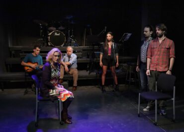 «Νεκρή φύση σε χαντάκι»  του Φάουστο Παραβιντίνο – Studio Μαυρομιχάλη – Από το Σάββατο 25 Οκτωβρίου