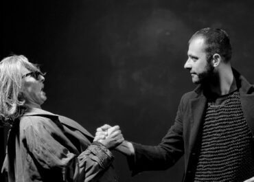 ΕΡΡΙΚΟΣ Ε’ του Ουίλιαμ Σαίξπηρ – ΘΕΑΤΡΟ ΣΗΜΕΙΟ – ΠΡΕΜΙΕΡΑ  7 ΝΟΕΜΒΡΙΟΥ 2025 