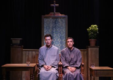 ΠΑΡΑΤΑΣΗ ΛΟΓΩ ΕΠΙΤΥΧΙΑΣ ΕΩΣ ΤΟΝ ΙΑΝΟΥΑΡΙΟ 2026 για την παράσταση «Ήλιος με δόντια» στο θέατρο Μπέλλος | Βασισμένη στο μυθιστόρημα του Γιάννη Μακριδάκη & σε σκηνοθεσία Θανάση Ζερίτη