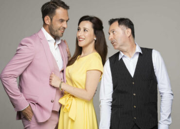 «Ο Φίλος μου ο Λευτεράκης»  του Αλέκου Σακελλάριου – Αθηναϊκή Σκηνή Κάλβου – Καλαμπόκη. Κάθε  Σάββατo στις 20:00 & Κυριακή στις 19:00