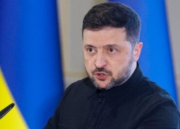 Ο Ζελένσκι μίλησε τηλεφωνικά με τους Αμερικανούς απεσταλμένους Γουίτκοφ και Κούσνερ