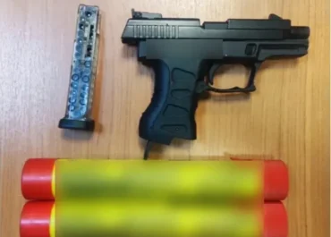 Συνελήφθη οργανωμένος οπαδός ομάδας στη Θεσσαλονίκη για παραβάσεις των νομοθεσιών για τα όπλα και τις φωτοβολίδες