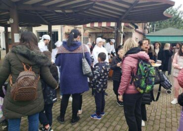 Δήμος Άργους Μυκηνών  : Με μεγάλη συμμετοχή του κόσμου πραγματοποιήθηκε το Εργαστήρι Ζαχαροπλαστικής στην Πλατεία Αγίου Πέτρου στο Άργος