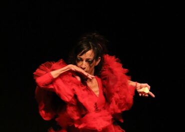 ΠΑΡΑΤΑΣΗ ΠΑΡΑΣΤΑΣΕΩΝ || «Το Αποτύπωμα»: χοροθεατρική εικαστική περφόρμανς της Φένιας Αποστόλου || Calderone Art Space