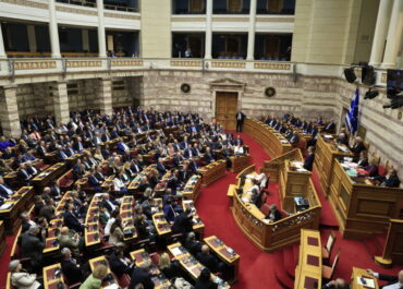 Η Βουλή των Ελλήνων τίμησε τη Μνήμη των πεσόντων Ελλήνων αξιωματικών του Πολεμικού Ναυτικού στα Ίμια το 1996