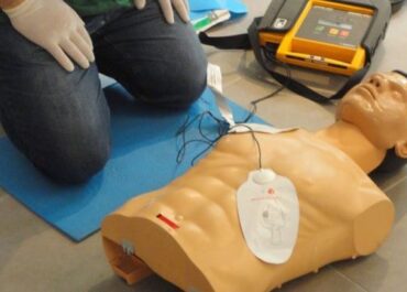 Δήμος Ναυπλιέων : Δράση ενημέρωσης και εκπαίδευσης (ΚΑΡΠΑ) και Πρώτων Βοηθειών