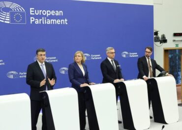 O Τζιτζικώστας παρουσίασε δέσμη τριών δράσεων για τα drones