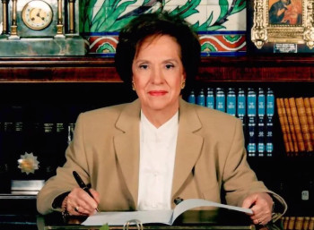 Απεβίωσε η Άννα Ψαρούδα – Μπενάκη