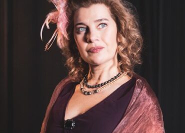 «Επικίνδυνος οίκτος» του Stefan Zweig | Θεατρική απόδοση: Κερασία Σαμαρά | Από 11 Μαρτίου στο Θέατρο ΧΩΡΟΣ