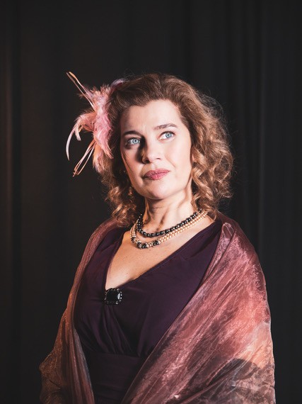 «Επικίνδυνος οίκτος» του Stefan Zweig | Θεατρική απόδοση: Κερασία Σαμαρά | Από 11 Μαρτίου στο Θέατρο ΧΩΡΟΣ