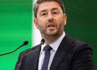 Νίκος Ανδρουλάκης: «Οι μόνοι που έχουν να χάσουν από τις κατακτήσεις που τους πρόσφερε ο κ. Μητσοτάκης, είναι οι ολιγάρχες»