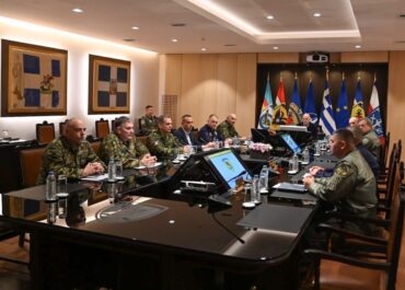 Έκτακτη σύσκεψη στο ΥΠΕΘΑ υπό τον Υπουργό Εθνικής Άμυνας Ν. Δένδια για τις εξελίξεις στην ευρύτερη περιοχή της Μ. Ανατολής 1 Μαρτίου, 2026