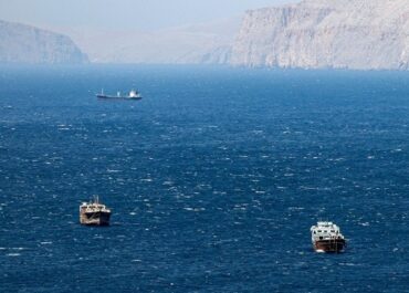 Αντίστροφη μέτρηση για το τελεσίγραφο του Ντ. Τραμπ στο Ιράν να ανοίξει το Στενό του Χορμούζ