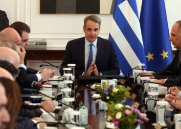 Κυρ. Μητσοτάκης: Στα 920 ευρώ ο κατώτατος μισθός