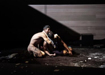 «Cleansed» σε σκηνοθεσία Δημήτρη Καραντζά || Η μεγάλη επιτυχία συνεχίζεται για 2η χρονιά,  για περιορισμένο αριθμό παραστάσεων || H ΠΡΟΠΩΛΗΣΗ ΞΕΚΙΝΗΣΕ!