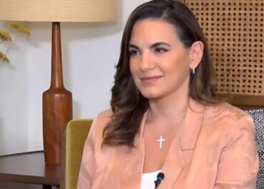 Η Υπουργός Τουρισμού και Πρόεδρος του ΚΕΜΕΦΙ  κα Όλγα Κεφαλογιάννη στην εκδήλωση “Women Who Dare: Inspirational Voices”