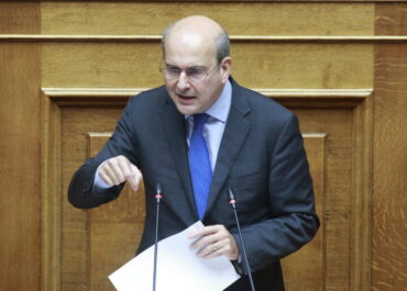 Πρωτολογία Κ. Χατζηδάκη στη Βουλή: 14 τομές που καταπολεμούν τη γραφειοκρατία