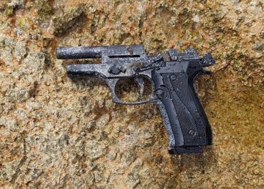 Ανεύρεση όπλου στην Βουλιαγμένη