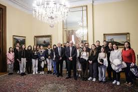 Ο Πρόεδρος της Δημοκρατίας Κωνσταντίνος Αν. Τασούλας δέχθηκε τους μαθητές του Γυμνασίου Κυπρίνου Έβρου