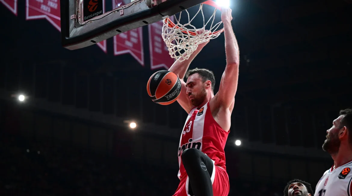 Ο Ολυμπιακός επικράτησε της Αρμάνι Μιλάνο με 85-76