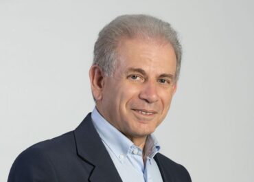 Δήμος  Αιγάλεω : Ευχές δημάρχου Λάμπρου Σκλαβούνου