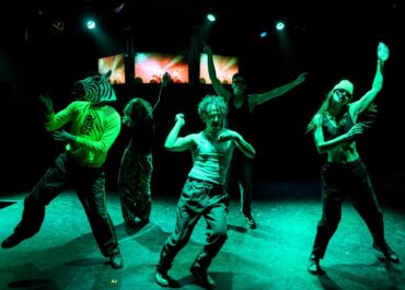 ΣΥΝΕΧΙΖΕΤΑΙ ΜΕΤΑ ΤΟ ΠΑΣΧΑ το «ΑΠΟΨΕ ΚΑΝΕΙΣ ΔΕΝ ΠΕΘΑΙΝΕΙ» Σεξ-Βία-Εξουσία-Πίστη-Αγάπη || Τι μας καθορίζει; Τι κάνει τον κόσμο να συνεχίζει να γυρίζει; || Θέατρο Μπέλλος