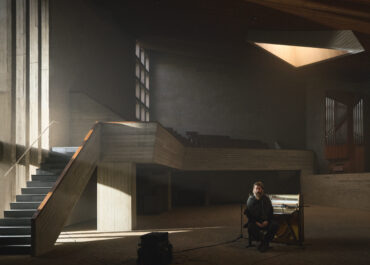 JOEP BEVING: Η μυσταγωγική γοητεία του μινιμαλισμού, για πρώτη φορά στην Ελλάδα | Πέμπτη 23 Απριλίου, Φιλολογικός Σύλλογος Παρνασσός