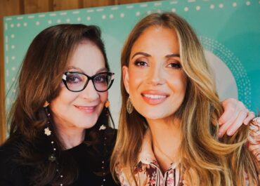 Φιλαρέτη Κομνηνού : «Η ζωή μου αξίζει να την διηγηθώ!»