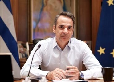 Κυριάκος Μητσοτάκης   Αυτές τις ώρες της χαράς, η σκέψη μας είναι με εκείνους που δεν θα βρεθούν στο γιορταστικό τραπέζι.: