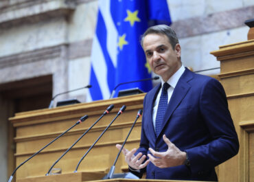 Κυρ. Μητσοτάκης : Συνταγματική πρόβλεψη ότι το κράτος δεν μπορεί πλέον να επιβάλει αναδρομικά φόρους.