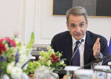 Κυρ. Μητσοτάκης : Σε συνεννόηση με το Υπουργείο Οικονομικών, θα παρατείνουμε την επιδότηση του diesel στο δίκτυο με 15 λεπτά.