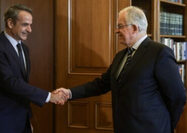 Συνάντηση του Προέδρου της Δημοκρατίας Κωνσταντίνου Αν. Τασούλα με τον Πρωθυπουργό Κυριάκο Μητσοτάκη