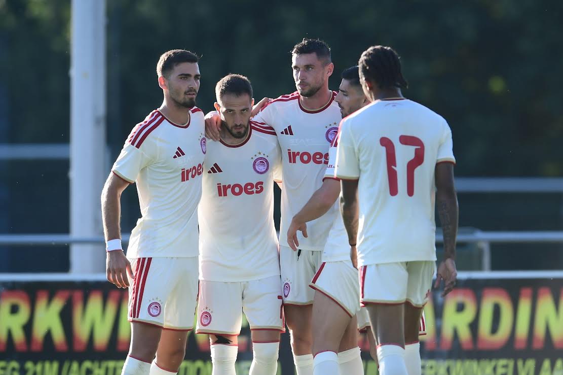 Ο Ολυμπιακός νίκησε με ανατροπή στο σκορ την Rakow με 2-1 στην Ολλανδία.