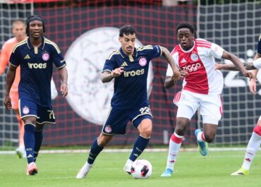 Ηττήθηκε ο Ολυμπιακός από τον Ajax με 1-0 σε φιλικό ματς στην Ολλανδία.